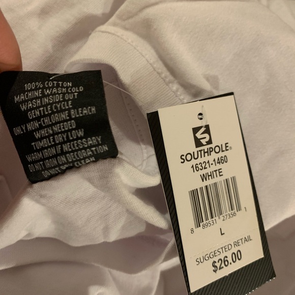 Men’s South Pole white short sleeved shirt. - Picture 8 of 8
